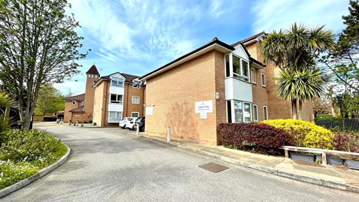 1 Bedroom Retirement Property For Sale In Penrhyn Avenue, Rhos On Sea, Colwyn Bay, LL28
