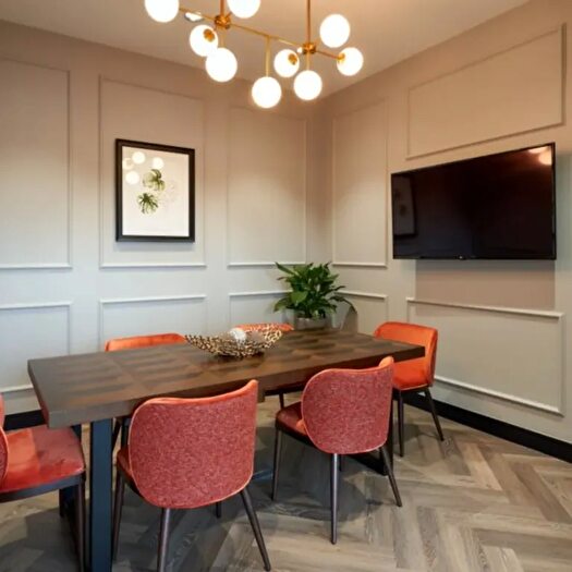 2 Bedroom Flat For Sale In Rosemary House, Randolph Road, Southall, UB1