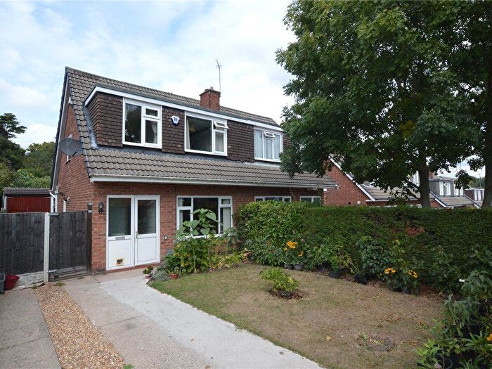 3 Bedroom Semi-Detached House To Rent In Highwood Avenue, Leeds, LS17