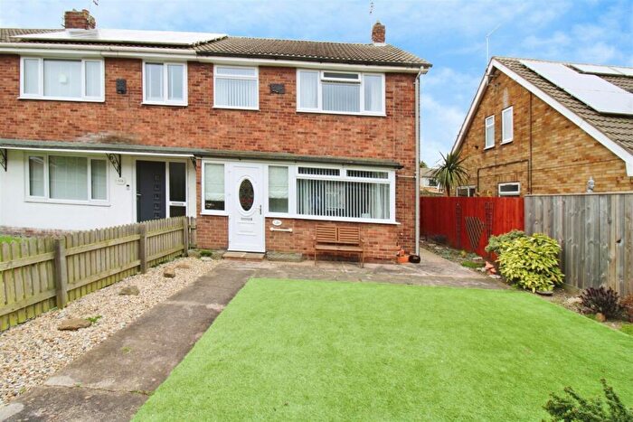 3 Bedroom Semi Detached House For Sale In Cotterdale, Hull, HU7