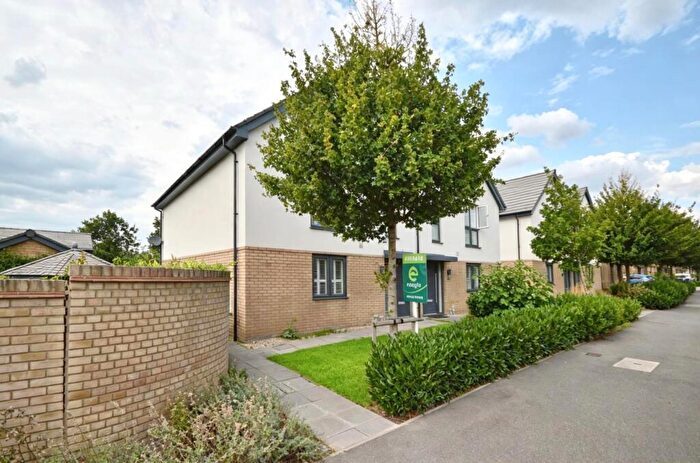 3 Bedroom Semi-Detached House For Sale In Fairfield Way, Keynsham, Bristol, BS31