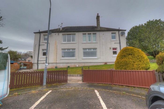 2 Bedroom Flat To Rent In Loch Road, Bridge Of Weir, PA11