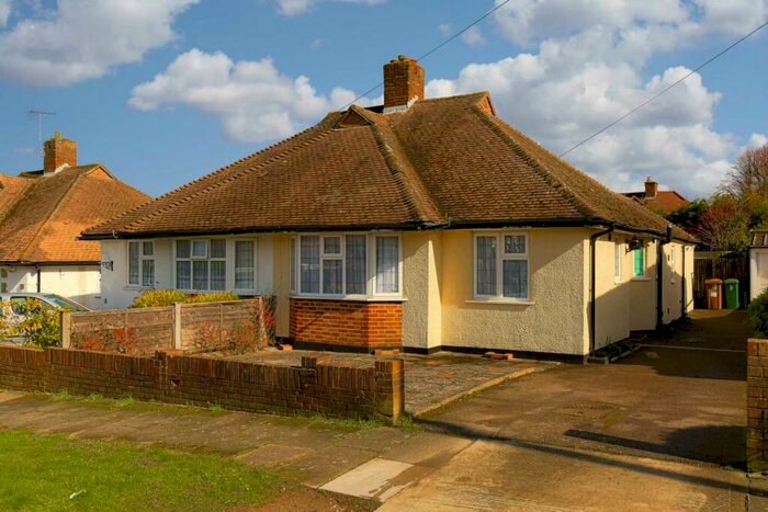 2 Bedroom Bungalow To Rent In Oakley Gardens, Banstead, SM7