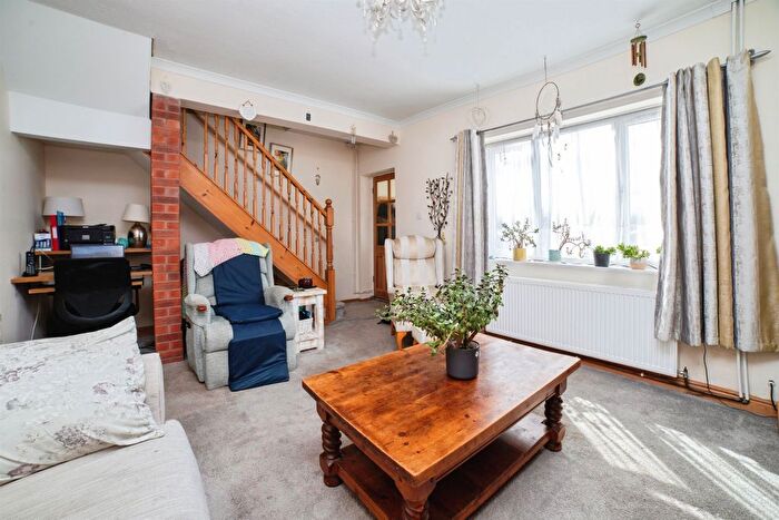 3 Bedroom Terraced House For Sale In Midland Terrace, Westhouses, Alfreton, DE55
