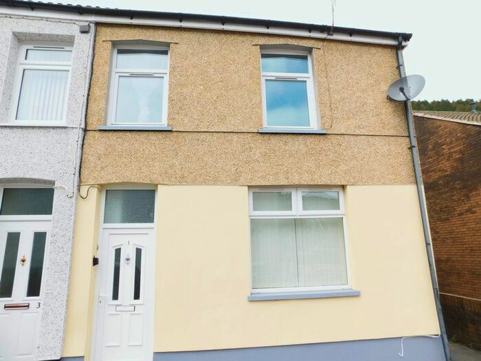 3 Bedroom Terraced House To Rent In Thomas Street, Llanbradach, Caerphilly, CF83