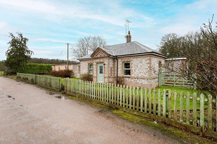 5 Bedroom Detached Bungalow For Sale In Haveringland, Norwich, NR10