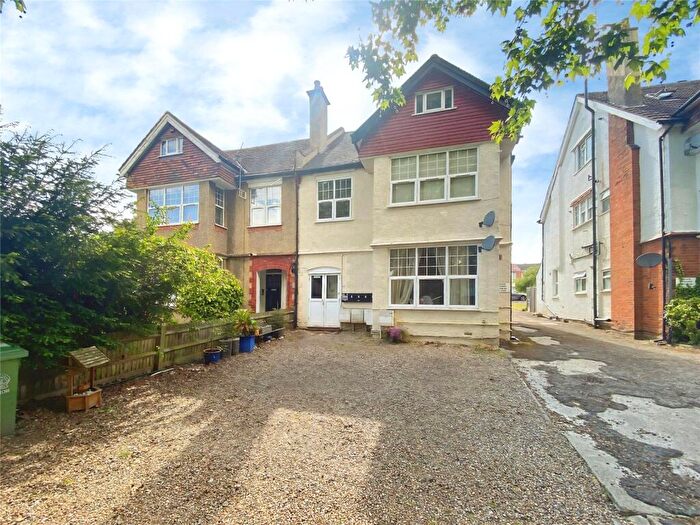 1 Bedroom Flat For Sale In Stanley Road, Sutton, SM2