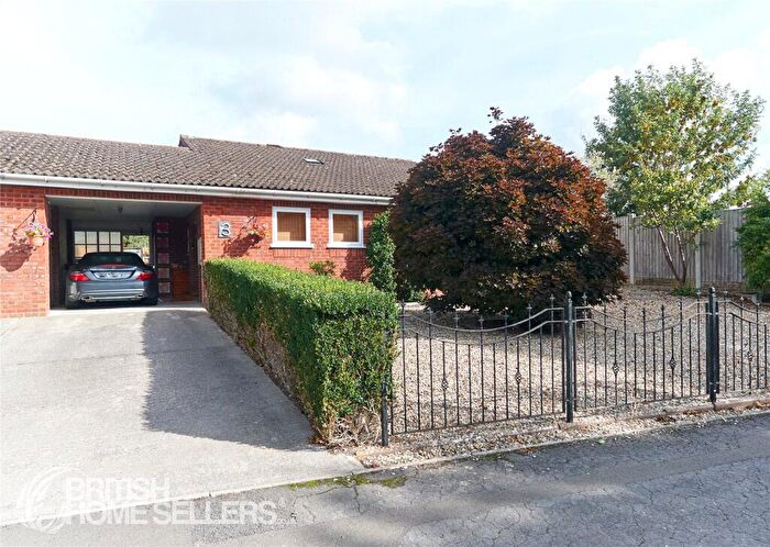 3 Bedroom Bungalow For Sale In Belvedere Road, Yeovil, Somerset, BA21