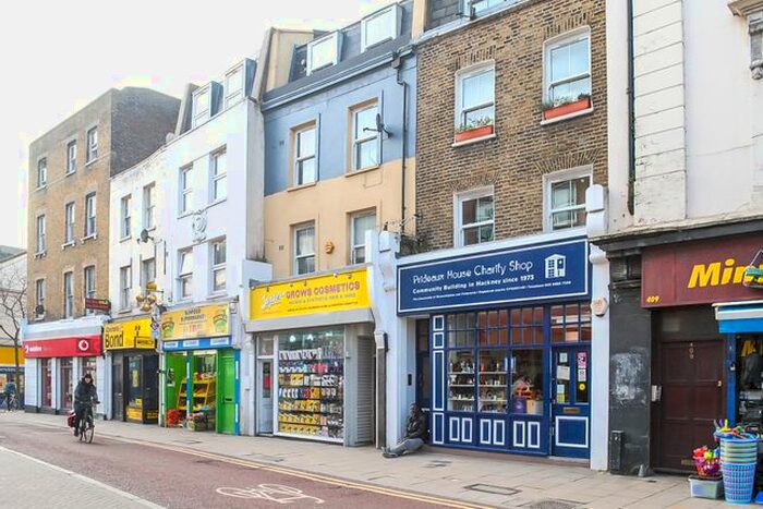 Studio To Rent In Mare Street, London, E8