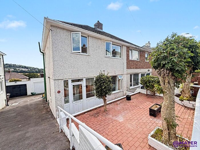 3 Bedroom Semi Detached House For Sale In The Knoll, Plymouth, PL7