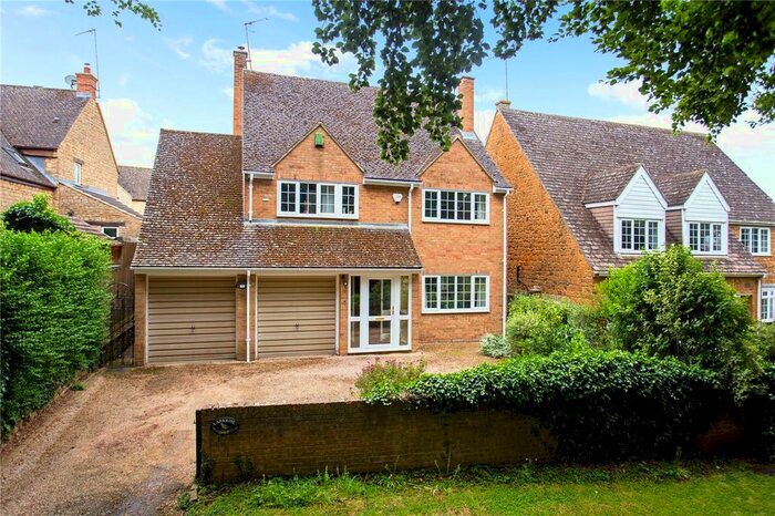 6 Bedroom Detached House For Sale In Woodway Road, Sibford Ferris, Banbury, Oxfordshire, OX15