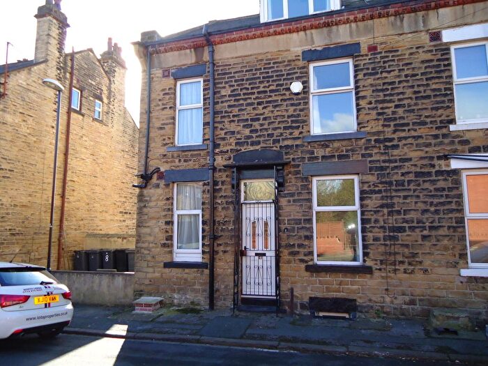 2 Bedroom End Of Terrace House For Sale In Hough Terrace, Bramley, Leeds, LS13