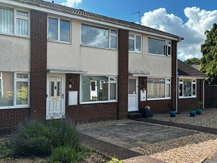 3 Bedroom Terraced House To Rent In Salway Close, Cullompton, EX15