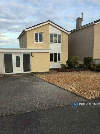 4 Bedroom Detached House To Rent In Cae Breanar, Holyhead, LL65