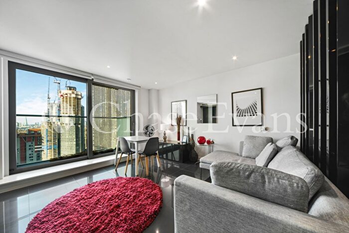 Studio To Rent In West Tower, Pan Peninsula, Pan Peninsula Square, Canary Wharf, London, E14