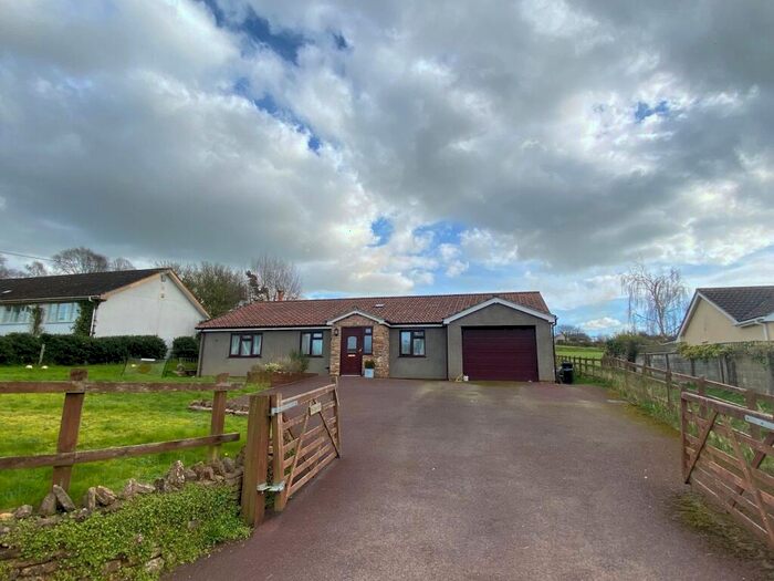 3 Bedroom Detached Bungalow To Rent In School Lane, Rowberrow, Winscombe, North Somerset, BS25