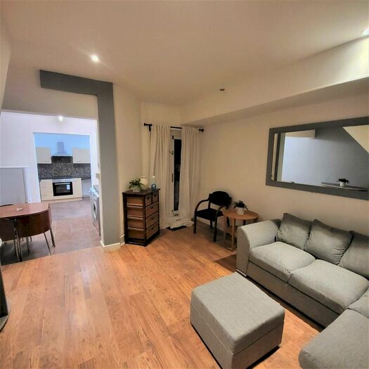 4 Bedroom Terraced House To Rent In Heald Place, Manchester, M14