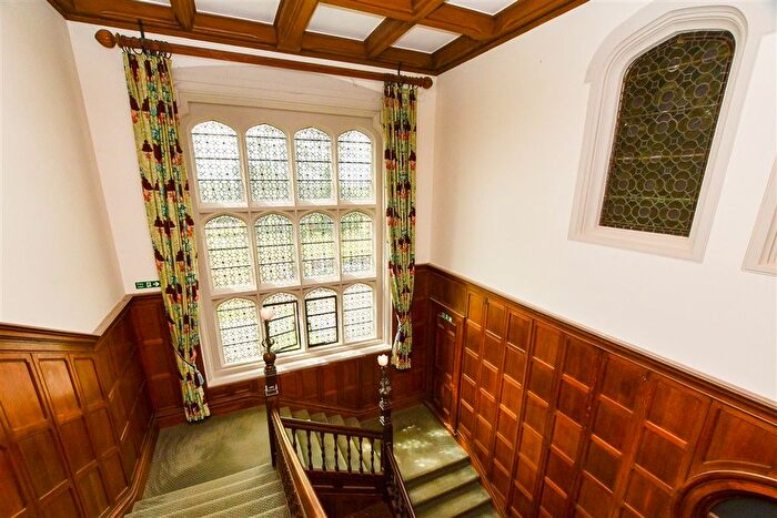 2 Bedroom Flat For Sale In Grenehurst Park, Capel, Dorking, Surrey, RH5