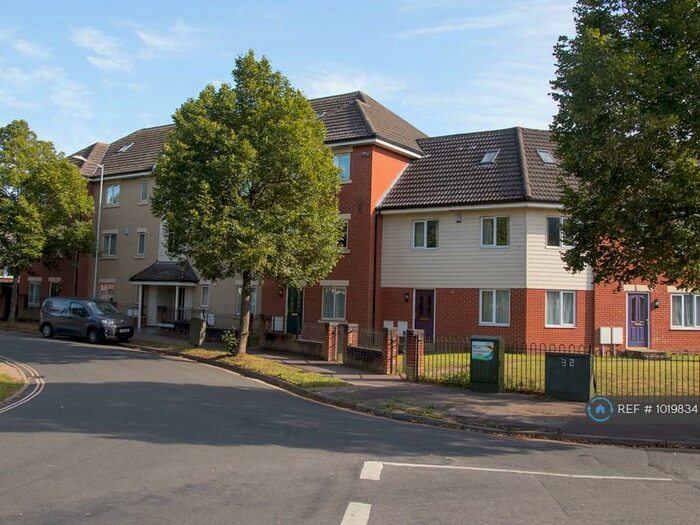 1 Bedroom Maisonette To Rent In Rochester Court, Norwich, NR5