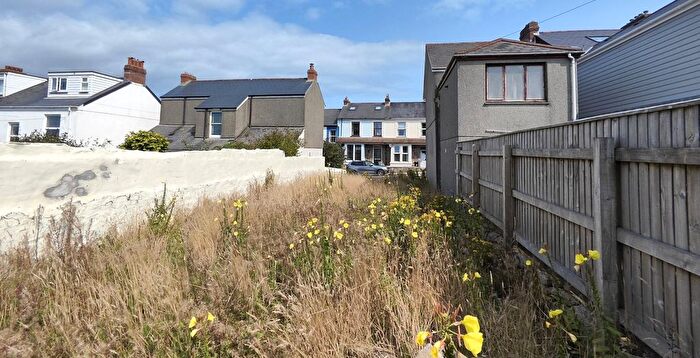 3 Bedroom End Of Terrace House For Sale In Amp; Raymond Road, Redruth, Cornwall, TR15