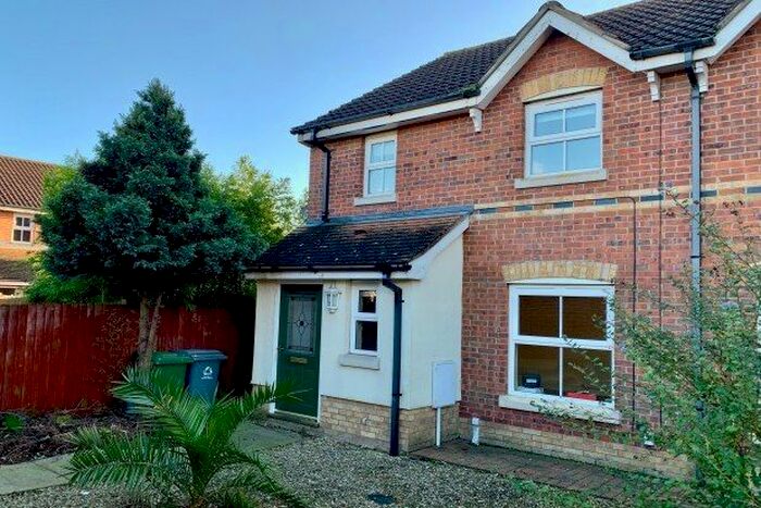 3 Bedroom Property To Rent In Dalbier Close, Norwich, NR7