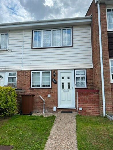 2 Bedroom Terraced House To Rent In Waverley Close, Chatham, Kent, ME5