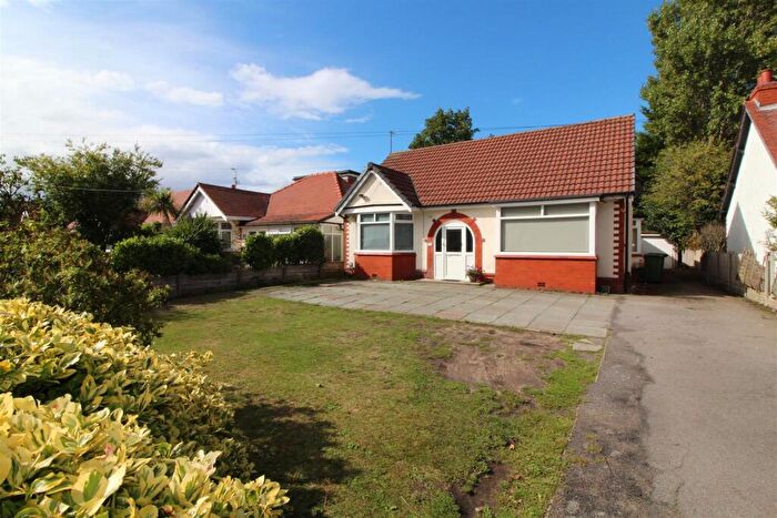 3 Bedroom Detached Bungalow For Sale In Southport Road, Formby, Liverpool, L37