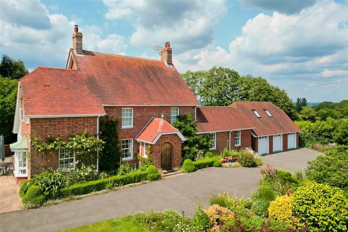 4 Bedroom Detached House For Sale In Gillridge Lane, Crowborough, TN6