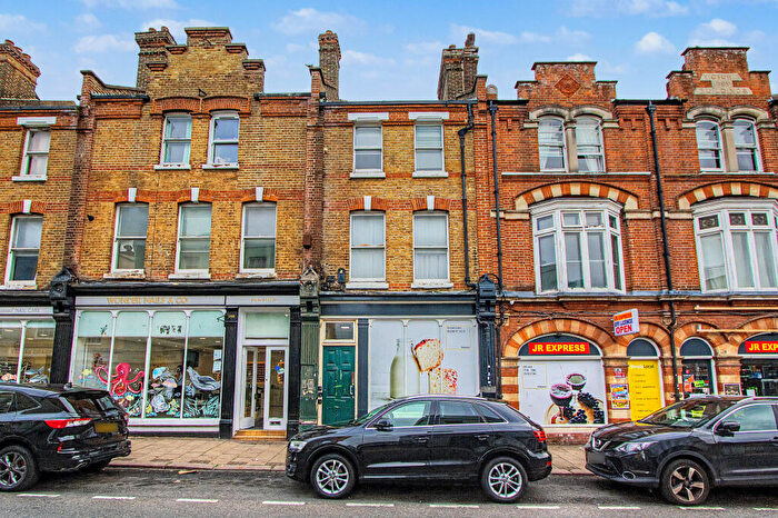 1 Bedroom Flat For Sale In Flat, High Street Rochester, Rochester, Kent, ME1