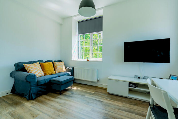 1 Bedroom Flat For Sale In Phoenix House, Thornfield Road, Brentry, Bristol, BS10