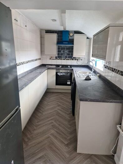 2 Bedroom Terraced House To Rent In Lythalls Lane, Coventry, CV6