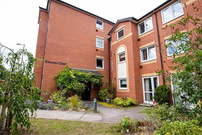 1 Bedroom Flat For Sale In Brighton Road, Coulsdon, CR5
