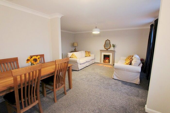 2 Bedroom Flat To Rent In Friarscroft, Dunbar, EH42