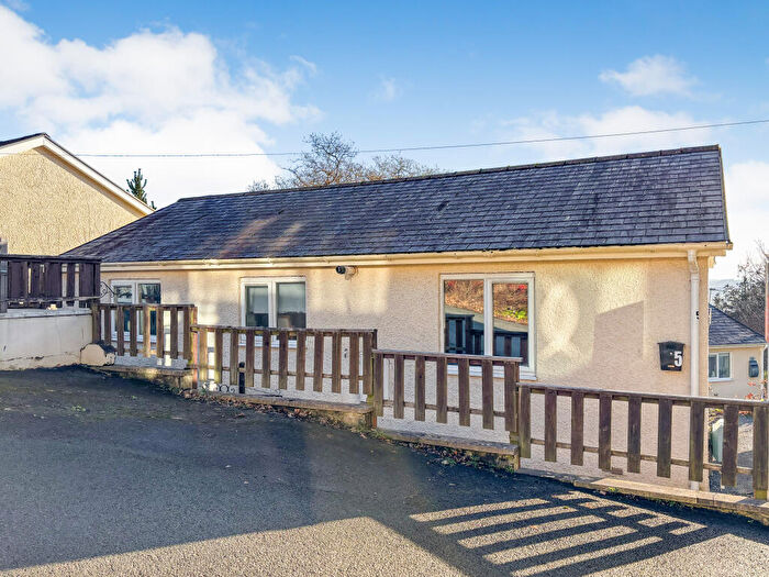 2 Bedroom Bungalow For Sale In Panteidal Chalet Park, Aberdovey, LL35