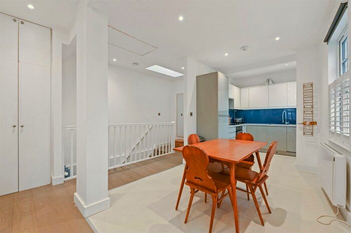 1 Bedroom Apartment To Rent In King Edward's Road, London, E9