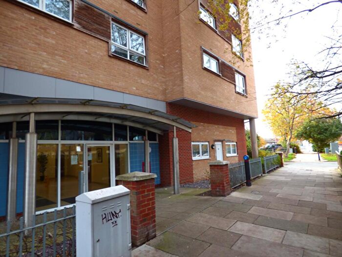 1 Bedroom Flat To Rent In Cherrydown East, Basildon, SS16