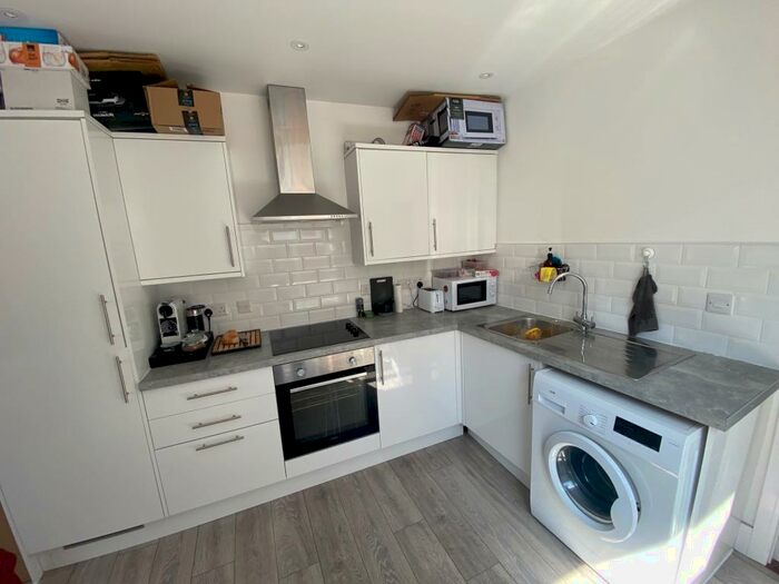 1 Bedroom Apartment To Rent In Chichester Road, Portsmouth, PO2