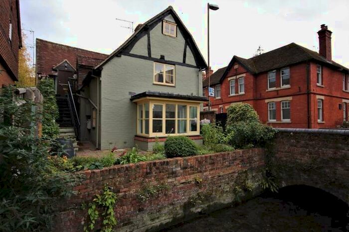 1 Bedroom Flat To Rent In Mill Street, Wantage, OX12
