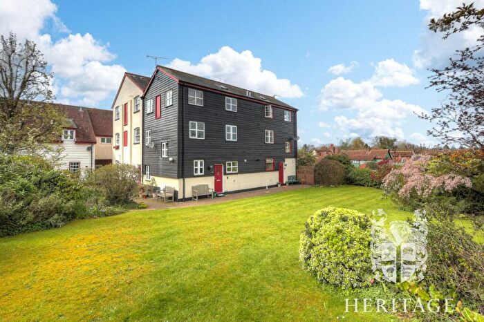 3 Bedroom End Of Terrace House For Sale In Barn View Road, Coggeshall, Colchester, Essex, CO6