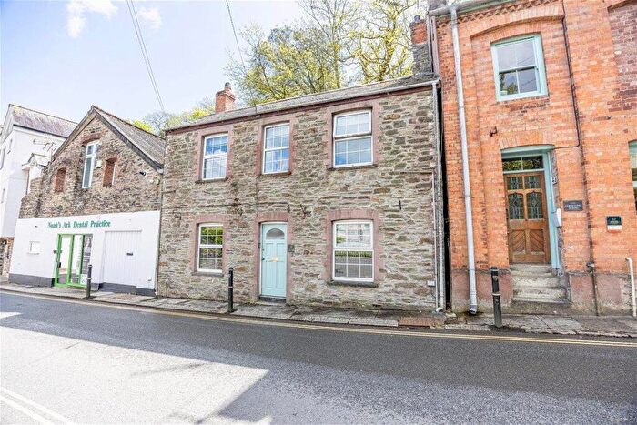4 Bedroom House For Sale In Station Road, Fowey, PL23
