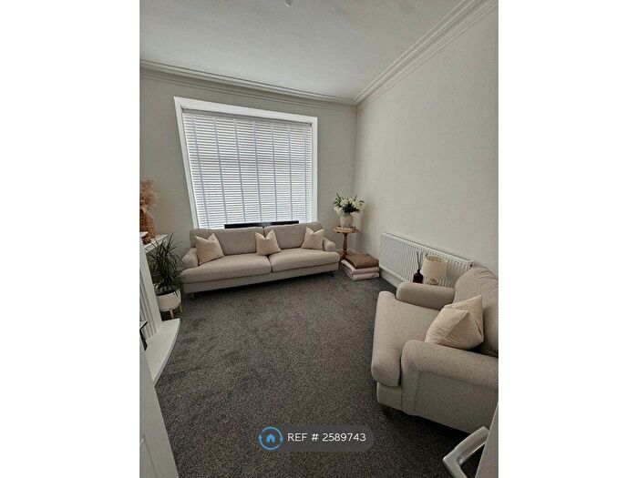 3 Bedroom End Of Terrace House To Rent In Fordland Place, Sunderland, SR4
