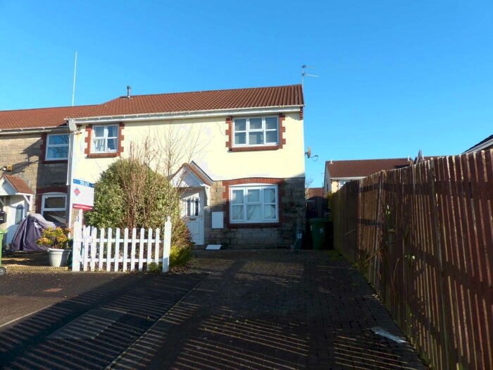 3 Bedroom Semi-Detached House To Rent In Carn Celyn, Pontypridd, CF38