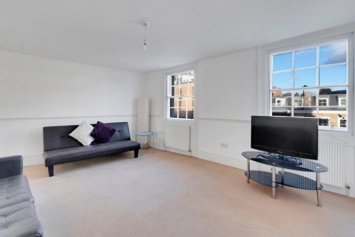 2 Bedroom Flat To Rent In Highgate Road, Kentish Town, London, NW5