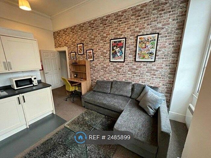 1 Bedroom Flat To Rent In Berkeley Square, Bristol, BS8 - Photo 3