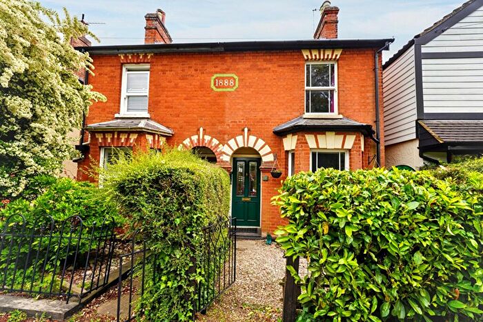 2 Bedroom Semi Detached House For Sale In Cambridge Road, Stansted, CM24