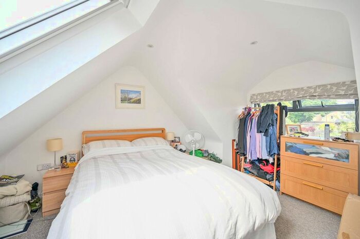 1 Bedroom Detached House To Rent In Holmesdale Road, Teddington, TW11