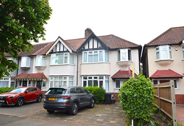 3 Bedroom Terraced House For Sale In Kenley Road, London, SW19