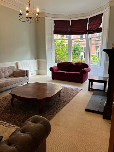3 Bedroom Flat To Rent In Main Door, Wilton Street, North Kelvinside, Glasgow, G20