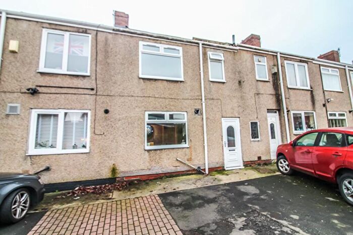 2 Bedroom Terraced House For Sale In High Row, Concord, Washington, NE37