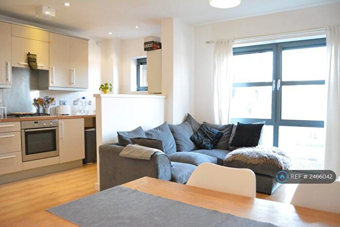 2 Bedroom Flat To Rent In Hannah Building, London, E1